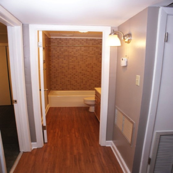 1300 2BR1BAUS Hall.jpg